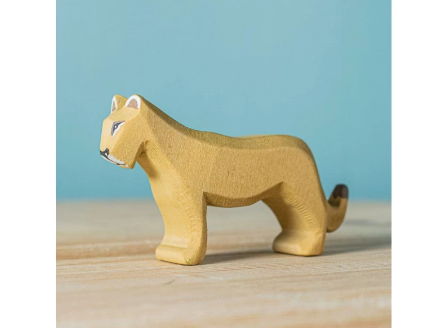 Utukutu Wooden Lioness Animal | Toys