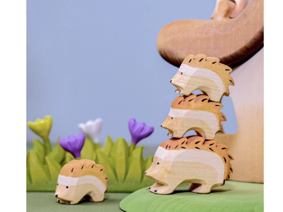 Utukutu Small Wooden Hedgehog Animal | Toys